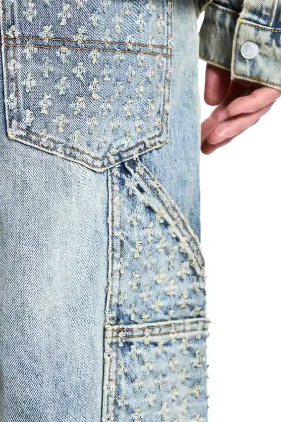 Laserbehandlade jeansbyxor