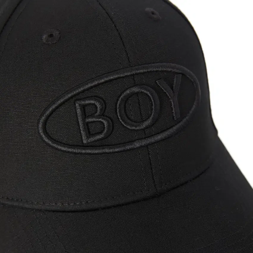 Oval Boy-keps