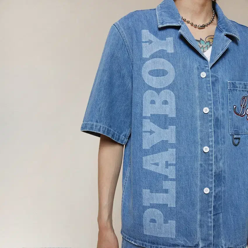 Playboy x BOY Jumbo Bunny-jeansskjorta